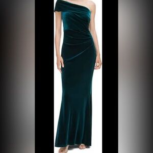 Eliza J velvet sheath dress - New with Tags!